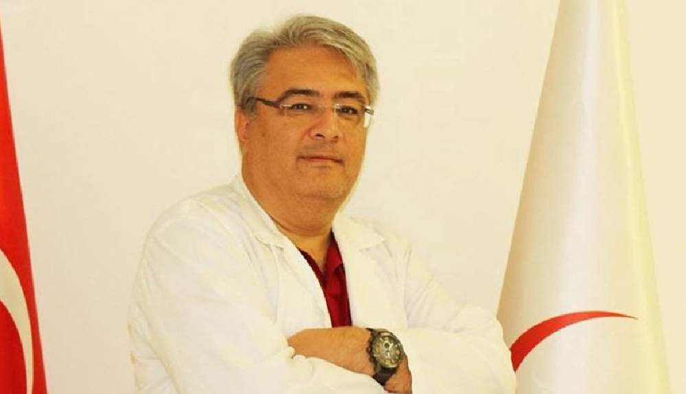 Taburcu olan koronavirüs hastası doktor rahatsızlanınca kaldırıldığı hastanede kurtarılamadı