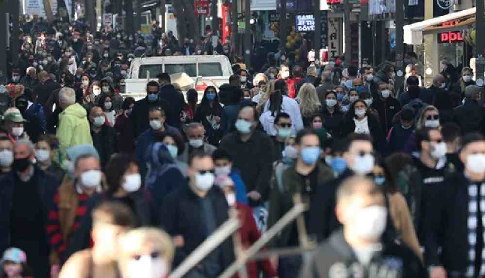 Yasaklara rağmen vaka sayısı artmaya devam ediyor