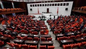 "AKP milletvekillerinin yüzde 97,5’i soru önergesi vermemiş"