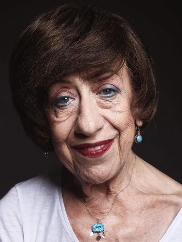 Ayşen Gruda ölüm yıldönümünde anılıyor 3 Ayşen Gruda ölüm yıldönümünde anılıyor