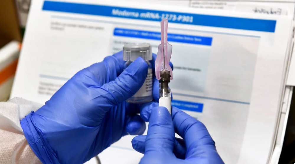 Aşı stokları tükenen New York randevuları iptal ediyor