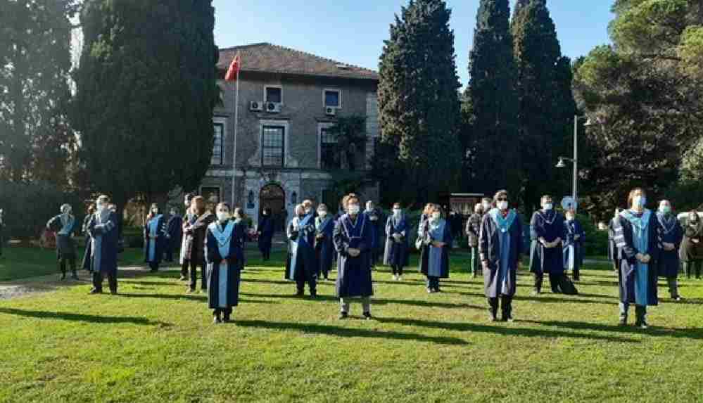 Boğaziçi Üniversitesi öğretim görevlilerinden protesto