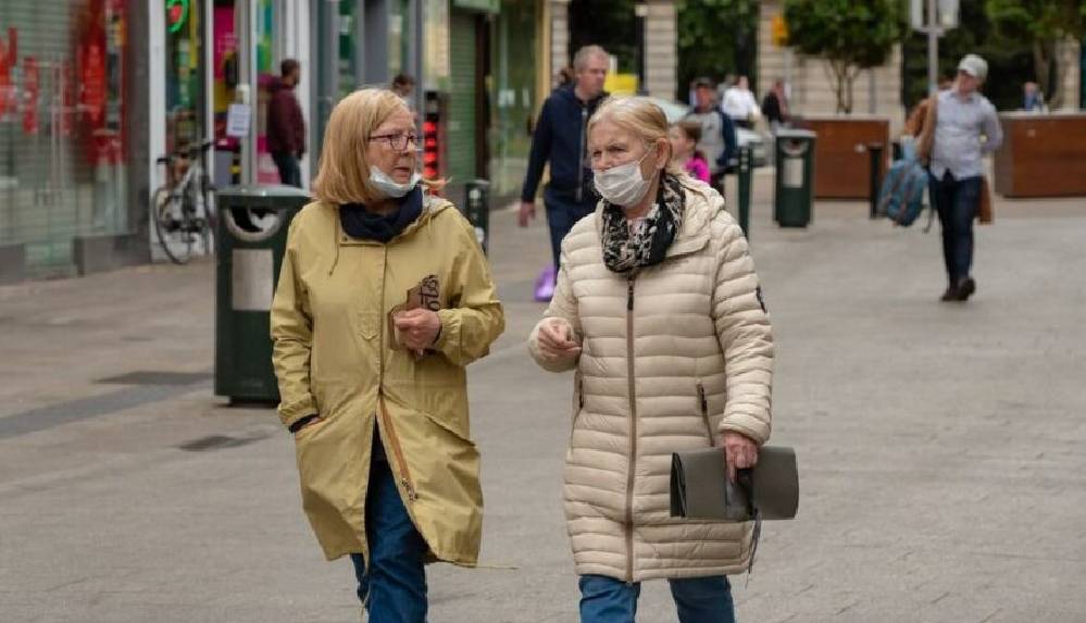 İrlanda pandemide kontrolü kaybetti