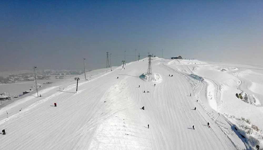 İçişleri Bakanlığı'ndan kayak merkezlerindeki eğlence hakkında genelge