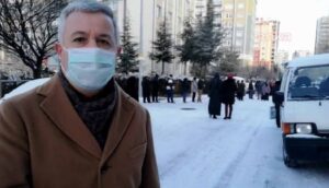 Kayseri'de 'yokluk' kuyruğu_ -4 derecede ucuz elma!