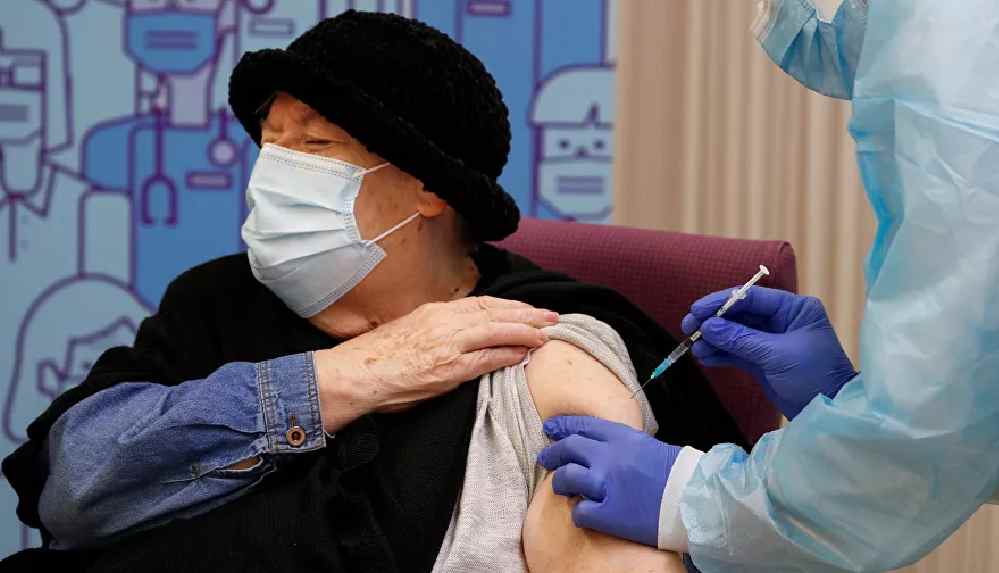 Koronavirüs aşısı olan 23 kişinin hayatını kaybetmesinin ardından Norveç'ten 'risk' uyarısı