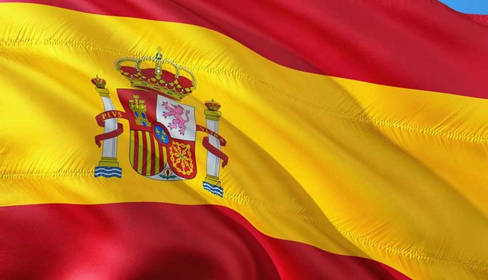 Sırası-gelmeden-aşı-olan-İspanya-Genelkurmay-Başkanı-istifa-etti