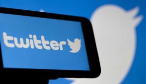 Twitter'dan 'gerçek dışı paylaşımlarla mücadele edecek' yeni uygulama