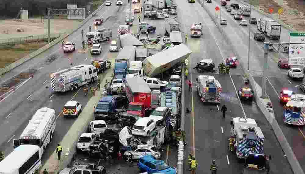 ABD'de 133 aracın karıştığı zincirleme kaza: 6 kişi öldü, 65 kişi yaralandı