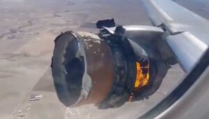 ABD'de United Havayolları uçağı motor arızası yüzünden acil iniş yaptı