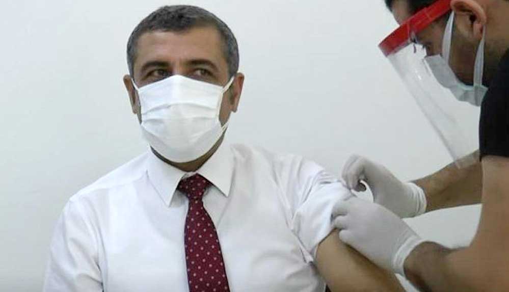 Aşı olan milletvekili corona virüsüne yakalandı