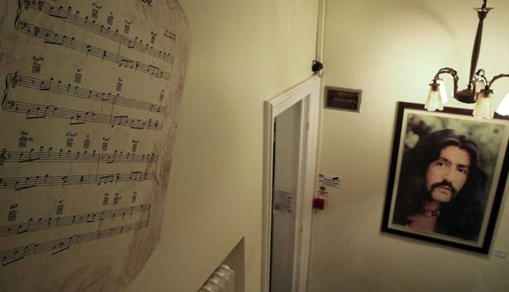 Barış Manço, ölüm yıl dönümünde evinde düzenlenen konserle anılacak