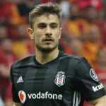 Beşiktaş'ta-Dorukhan-Toköz-ile-yollar-ayrılıyor
