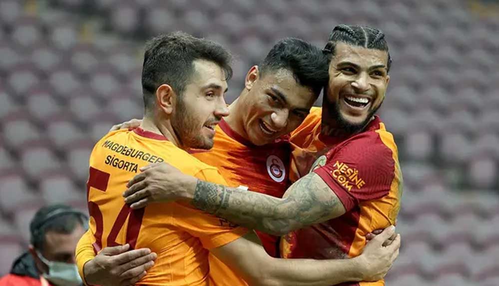 Büyükşehir Belediye Erzurumspor'u evinde yenen Galatasaray ligdeki galibiyet serisini 8 maça çıkardı