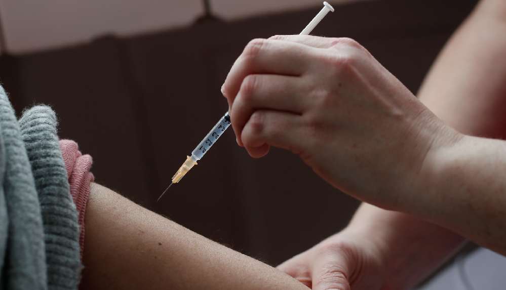 DSÖ'den COVAX'la aşıya ulaşan düşük gelirli ülkelerdeki ciddi yan etkiler için tazminat fonu