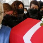 Doğan Cüceloğlu son yolculuğuna uğurlandı 13 Doğan Cüceloğlu son yolculuğuna uğurlandı