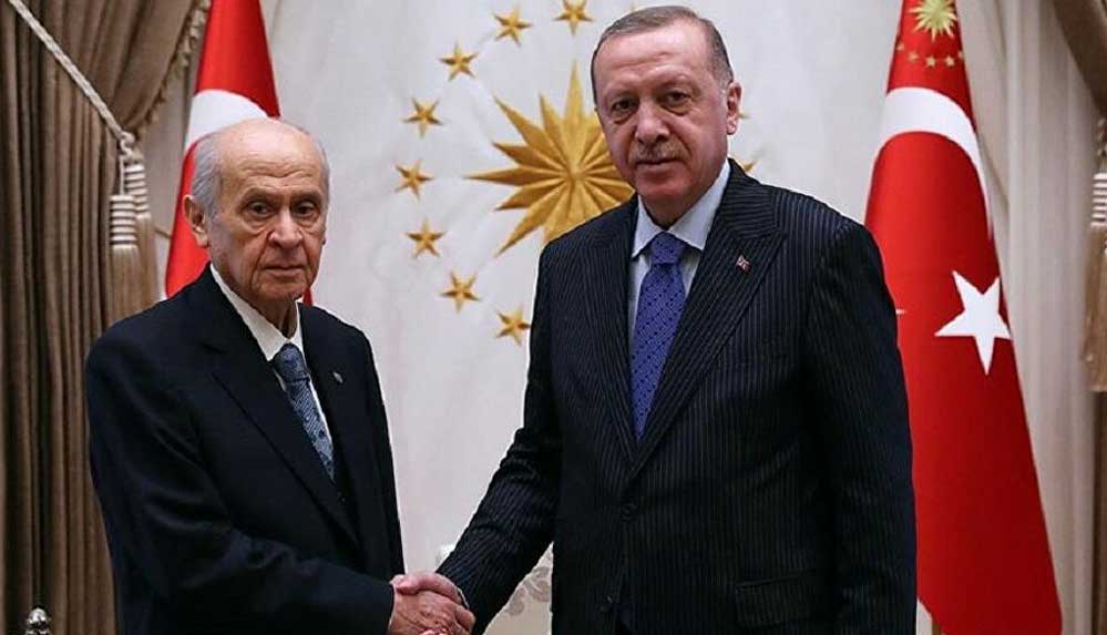 Erdoğan-ile-Bahçeli-anlaştı--Anayasa-için-bilim-kurulu-oluşturuluyor