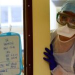 Fransa'da-'Covid-19'lu-sağlıkçılar-çalışmaya-devam-ediyor'-iddiası