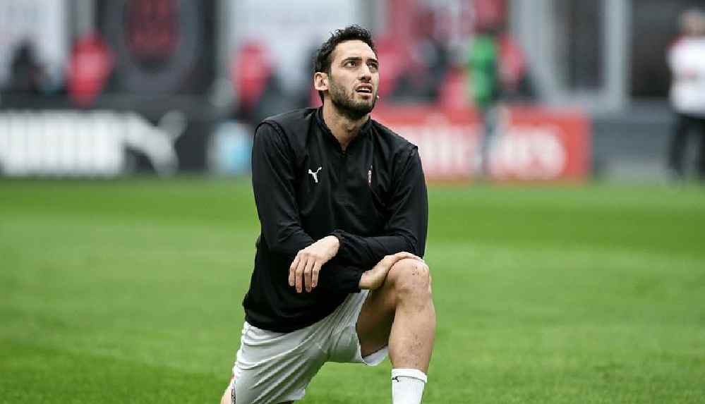 Hakan Çalhanoğlu'dan Galatasaray'a yanıt!