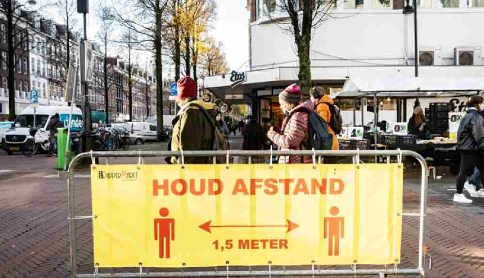 Hollanda, sokağa çıkma yasağını uzattı