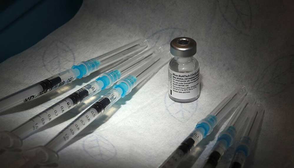 İsviçre’de 6 kişi koronavirüs aşısı olduktan sonra hayatını kaybetti