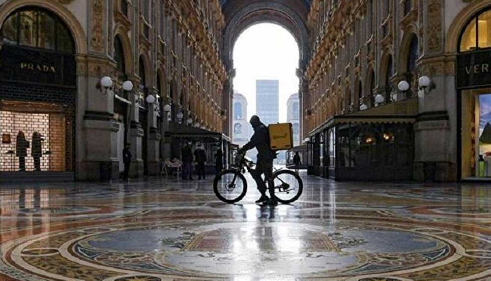 İtalya'da-yemek-siparişi-hizmeti-veren-4-şirkete-733-milyon-euroluk-ceza--'Kuryeler-köle-değil'