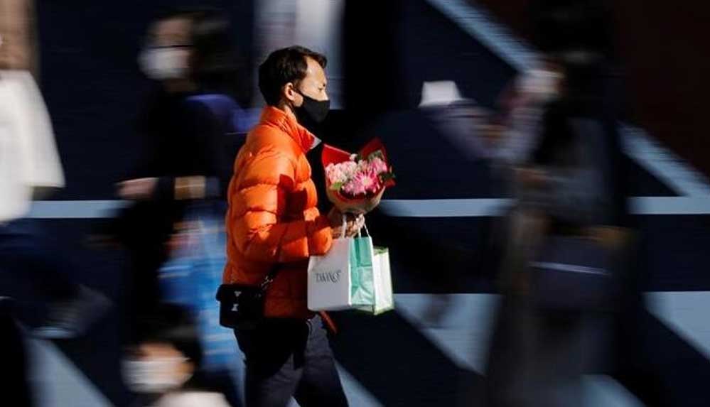 Japonya'da-'Evde-kal'-çağrısına-uymayan-milletvekili-istifa-etti