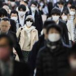 Japonya'da salgın tedbirlerine uymayan bir milletvekili, özür dileyerek istifa etti