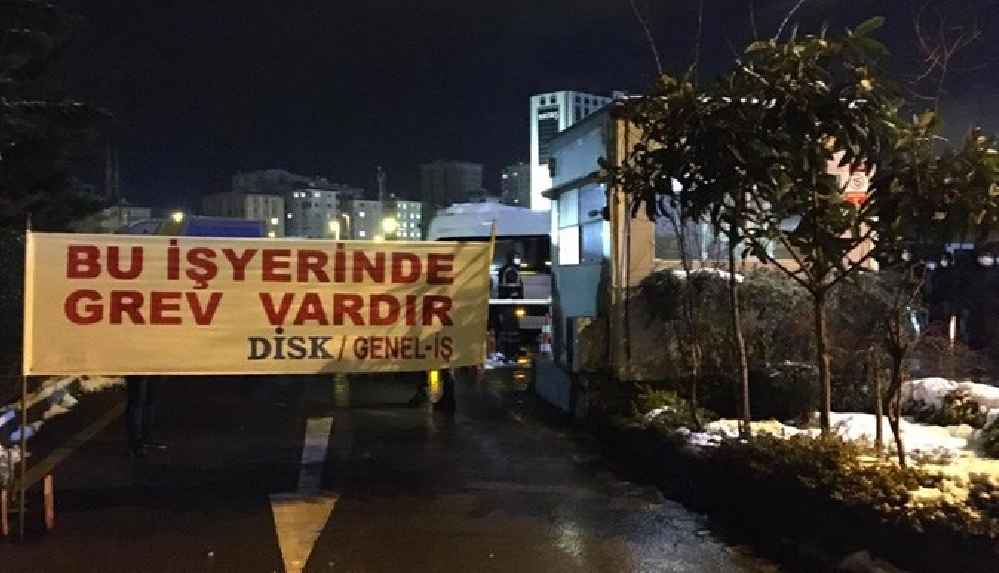 Kadıköy Belediyesi'nde 2 bin 300 işçi greve başladı