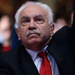 Doğu Perinçek: MHP’nin başına geçmek şereftir 10 Perinçek'ten canlı yayında tepki çeken sözler_ _Öyle her 13 kişi öldüğünde ulusal yas olmaz_