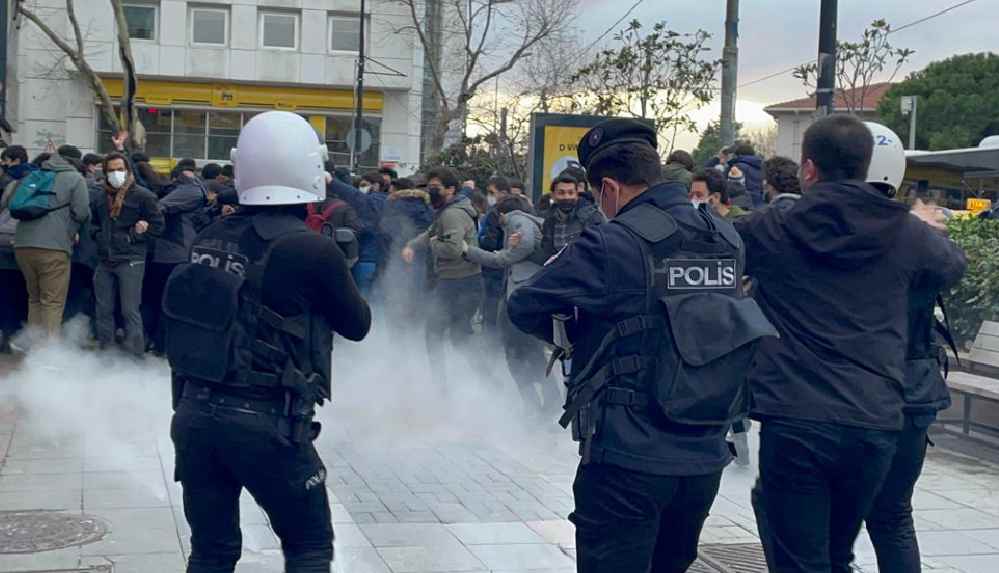 Polis şiddetine karşı 35 baro başkanından Boğaziçi açıklaması: Öğrencilere yapılan muamele yasalara aykırıdır