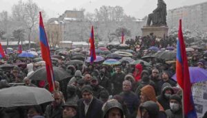 Son Dakika… Ermenistan Ordusu: Başbakan istifa etsin