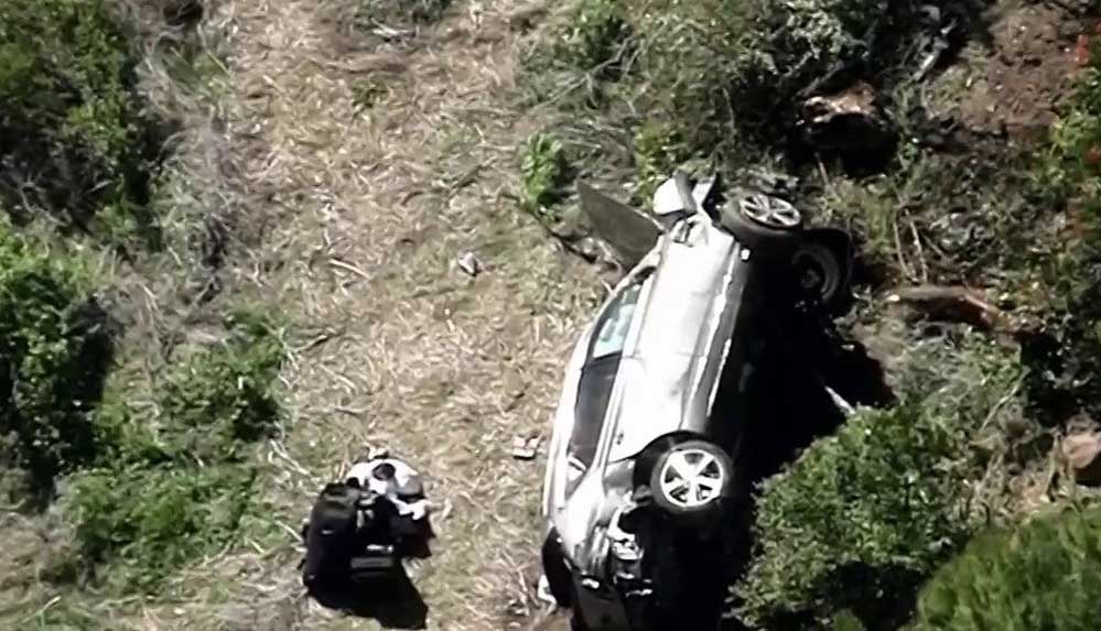 Ünlü Amerikalı golf yıldızı Tiger Woods trafik kazası geçirdi