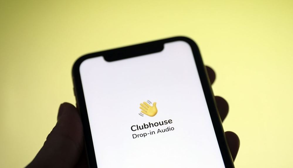 Yeni sosyal medya platformu Clubhouse'da kullanıcıların kişisel verileri güvende mi?