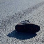 Yola-çıkan-köpeği-kurtarmak-isteyen-8-yaşındaki-çocuğa-araba-çarptı...-Sürücü-bırakıp-kaçtı!