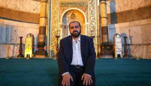 Ayasofya Camii imamı Mehmet Boynukalın'dan dolar artışı sonrası 'ayetli' tweet