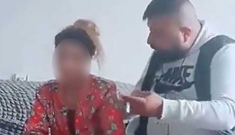 Canlı yayında babasının tacizine maruz kalan kız çocuğu korumaya alındı 4 Canlı-yayında-babasının-tacizine-maruz-kalan-kız-çocuğu-korumaya-alındı