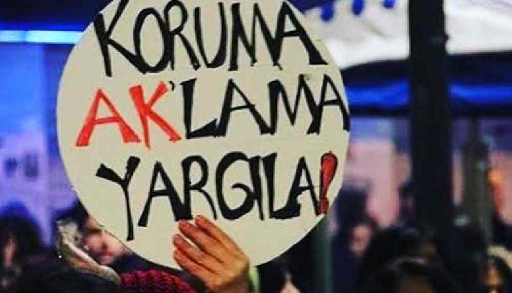 Cinsel saldırıyı, 'Bana gülümsüyordu' diyerek savunan erkeğin cezası düşürüldü