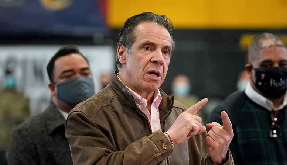 Cinsel tacizle suçlanan New York Valisi Cuomo'dan özür