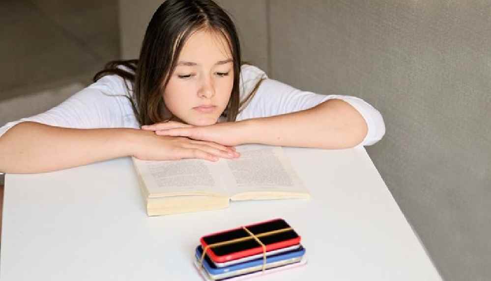 Ekrana bakmayacak kişiler aranıyor_ 24 saatliğine 17 bin lira