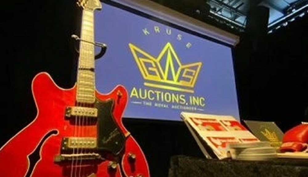 Elvis-Presley'in-gitarı-500-bin-dolara-alıcı-buldu