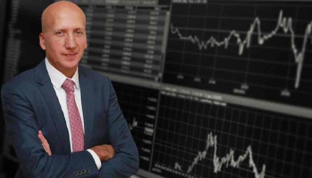 Eski MB Baş Ekonomisti Prof. Dr. Hakan Kara: "Dalgalı günler bizi bekliyor" 4 Eski MB Baş Ekonomisti Prof. Dr. Hakan Kara_ _‘Dalgalı günler bizi bekliyor_