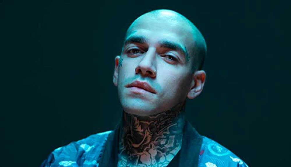 Ezhel'den bir dinlenme rekoru daha 4 Ezhel--Beni-açıklama-yapmak-zorunda-bıraktığınız-için-hepinizden-tiksiniyorum