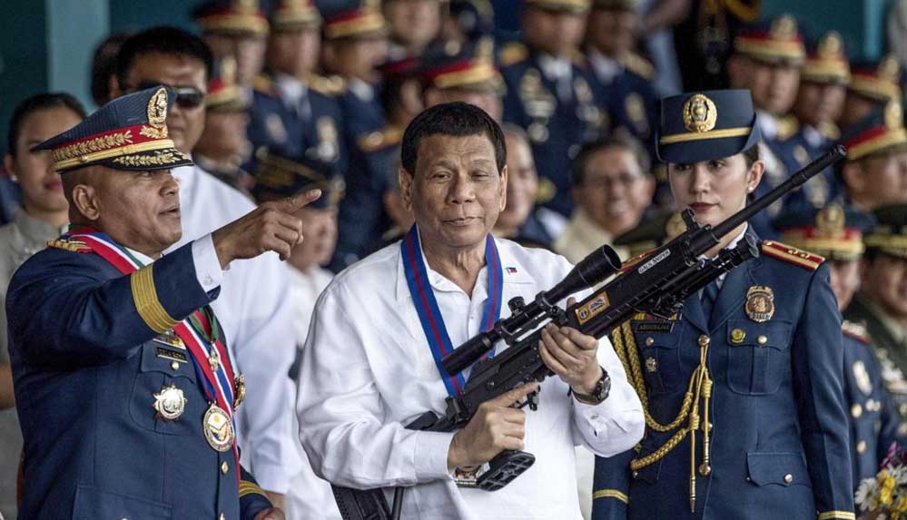 Filipinler Devlet Başkanı Rodrigo Duterte: Komünist isyancıları öldürün