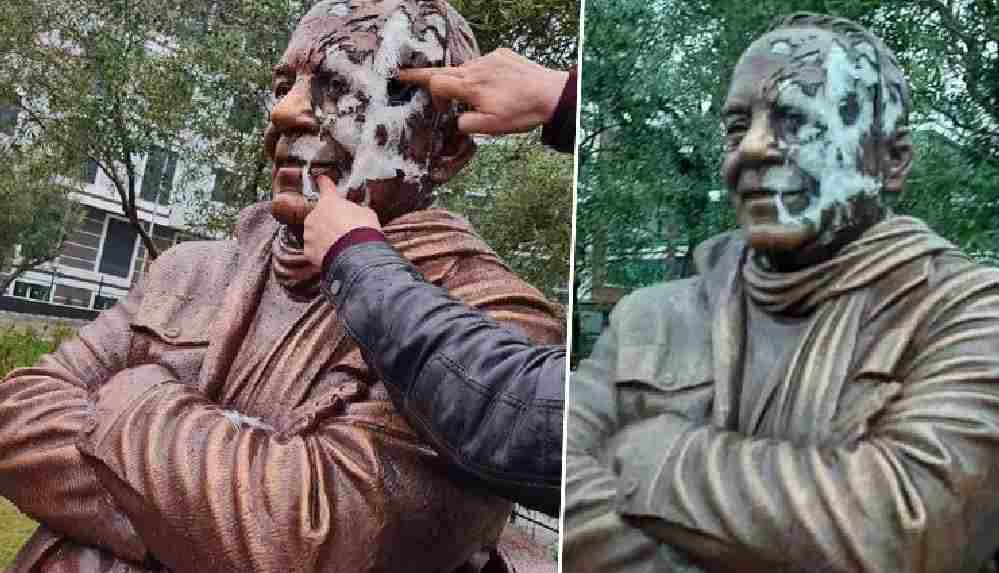 Gazeteci Bekir Coşkun heykeline çirkin saldırı