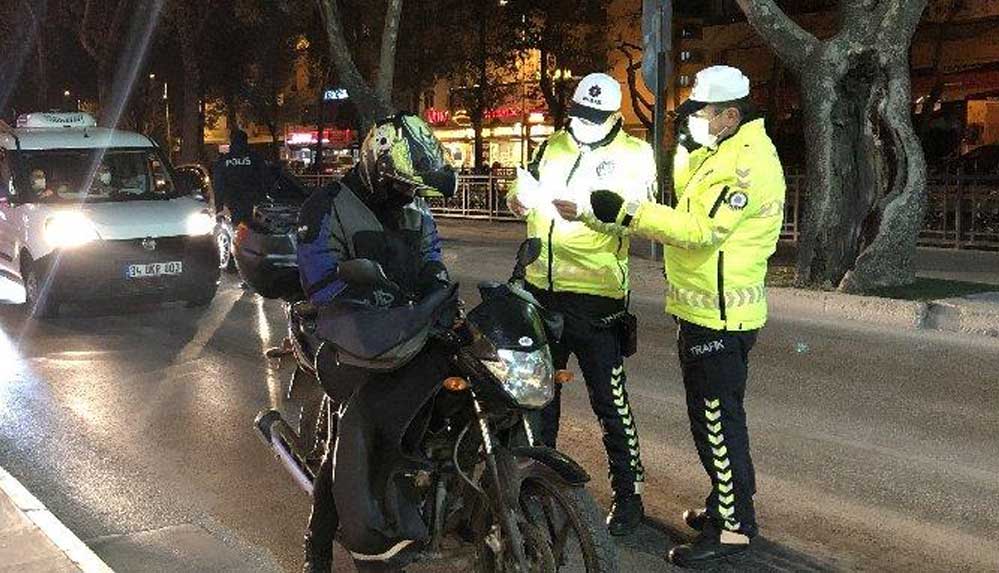 İçişleri-Bakanlığı--Sokağa-çıkma-kısıtlamasına-uymayan-25-bin-372-kişiye-adli-ya-da-idari-işlem-uygulandı