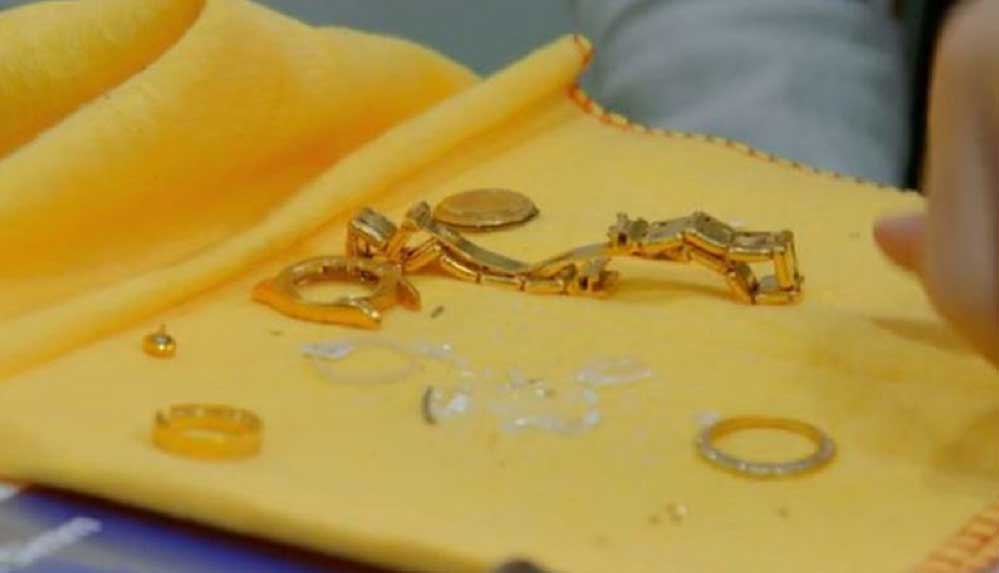 İmitasyon-diye-aldığı-saat,-gerçek-altın-çıktı-2