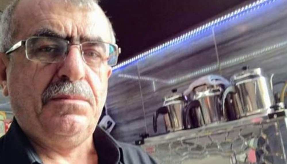 İzmir'de esnaflık yapan Nuri Çengeloğlu, maddi sıkıntılardan ötürü yaşamına son verdi