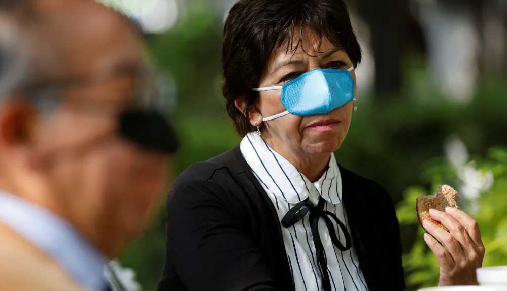 Meksika’daki araştırmacılar burun maskesi tasarladı: Yeme içme sırasında işe yarıyor