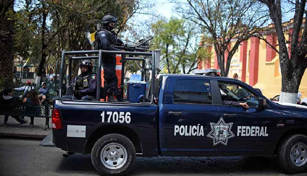 Meksikalı kartel liderinin cesedi şehir meydanındaki parkta poşete sarılı halde bulundu